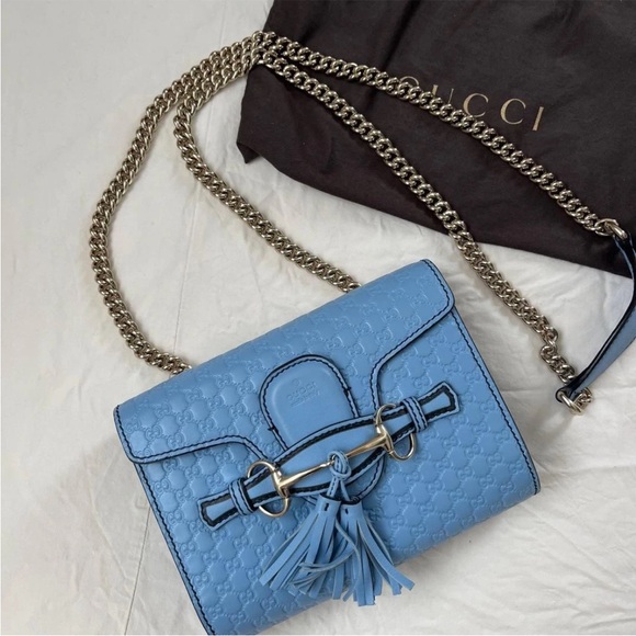 Gucci Light Blue Shoulder Bag with Gold Chain - Picture 3 of 7